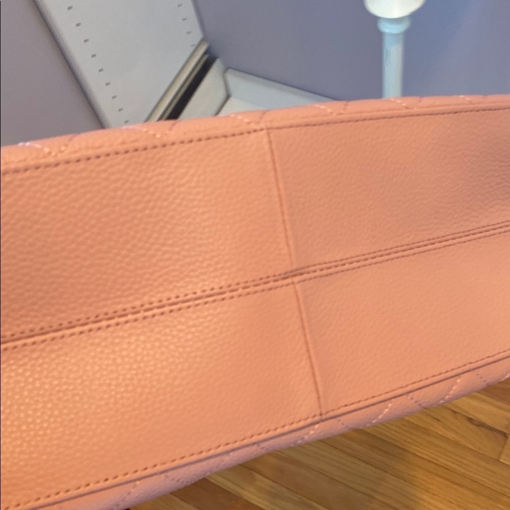 Pink Quilted Tote Bag - Picture 9 of 10